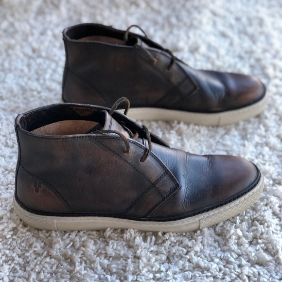 frye essex chukka